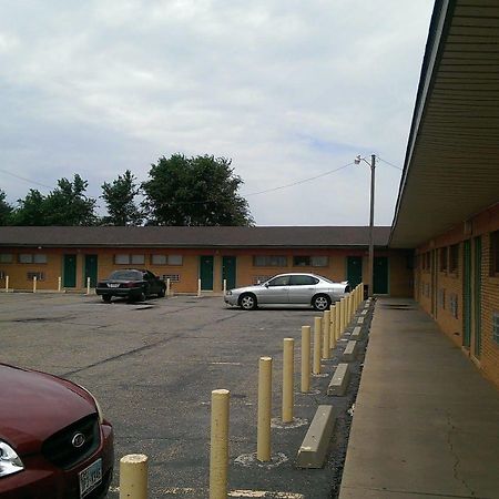 Deluxe Inn Амарилло Экстерьер фото